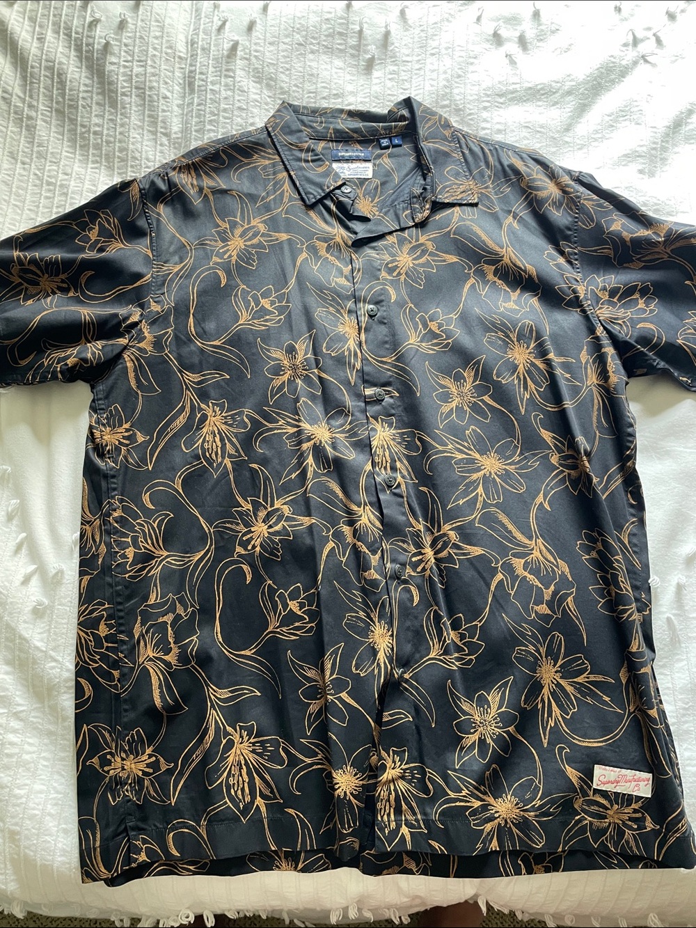 Superdry Black Short-Sleeve Button-Up Shirt with Tan Floral Outline - Picture 3 of 4
